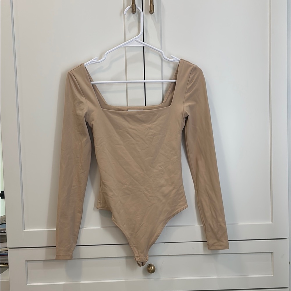 Aritzia Original Contour Squareneck Bodysuit